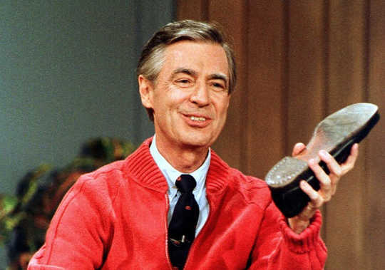 mr_rogers-6-8.jpg